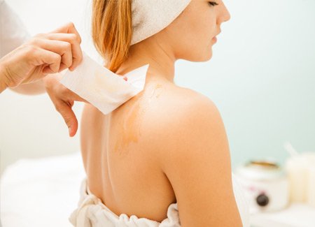 Women Back wax